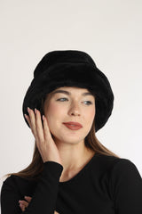 Kadın Siyah Kalpak Peluş Şapka - Rezon Deri